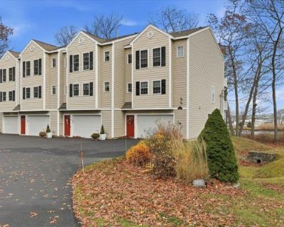 2 Bedroom 3BA 1499 ft Condo For Sale in HAMPTON, NH