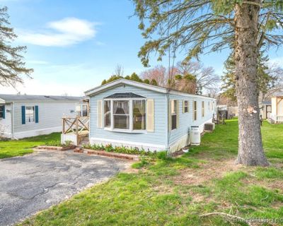 2 Bedroom 1BA 924 ft Single Family Home For Sale in GROTON, CT