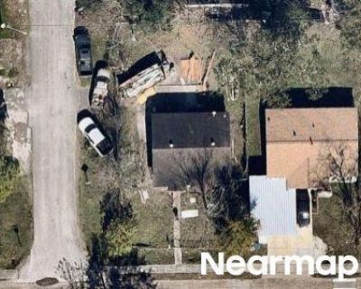 2 Bed 1.0 Bath Foreclosure Property in South Houston, TX 77587 - Avenue A