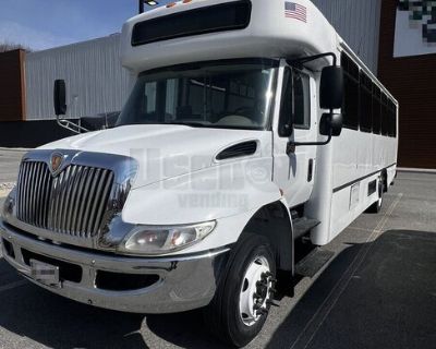 2015 International Mobile CPR Training Coach Bus w/ Gym Floor Clinic w/ Wheelchair Lift