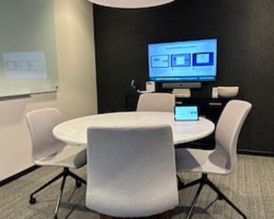 Private Meeting Room for 4 at Industrious - Harvard Square