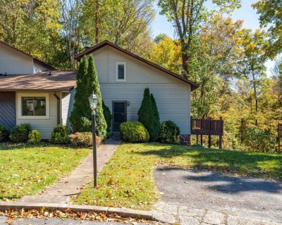 2 Bedroom 2BA 1247 ft Condo For Sale in Johnson City, TN