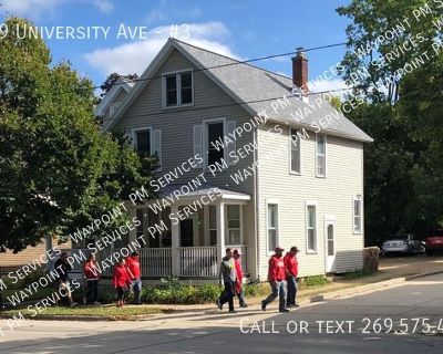 1 Bedroom 1BA 500 ft Furnished Pet-Friendly Apartment For Rent in Madison, WI