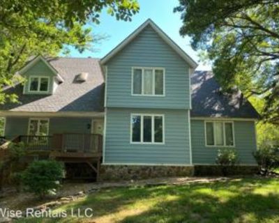 4 Bedroom 3BA 4,170 ft Pet-Friendly House For Rent in Springfield, MO