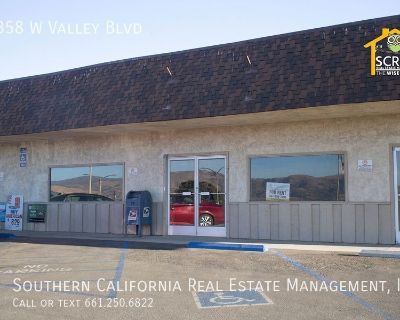 20358 W Valley Blvd. Olde Towne Shopping Center has a corner retail store available at 3900sq ft at $2720 / month. Front building signage on a main street with heavy foot traffic and center of town in Tehachapi. Plenty of parking for guest. Call Todd at 661-618-3532 or Sonia at 661-505-0695 to schedule a showing.. Contact: Laurie 661-250-6822. 3900 ft