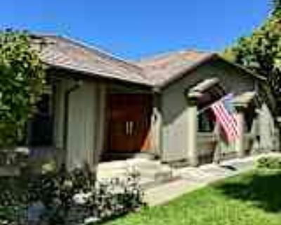 3 Bedroom 2BA 1800 ft² Pet-Friendly Apartment For Rent in Livermore, CA 846 Waverly Common