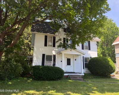 3 Bedroom 1BA 1768 ft Single Family House For Sale in Gloversville, NY