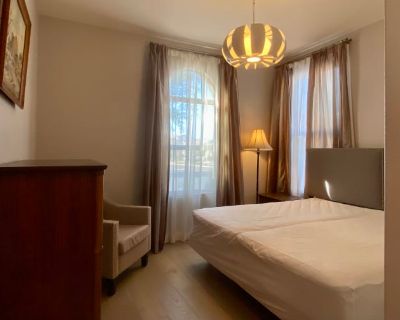 Private room with own bathroom in a House with 2 roomies, Irvine, CA 92618