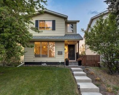 3 Bedroom 3BA 1 ft Single Family Residence For Sale in Calgary, AB