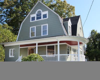 5 Bedroom 3BA 3452 ft Apartment For Rent in Hartford, CT