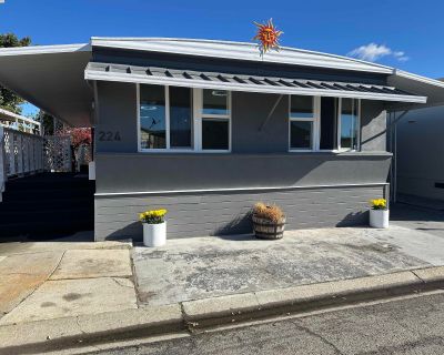2 Bedroom 2BA 1000 ft Mobile Home For Sale in Hayward, CA