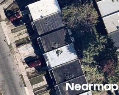 Preforeclosure Property in Camden, NJ 08104 - Lakeshore Dr