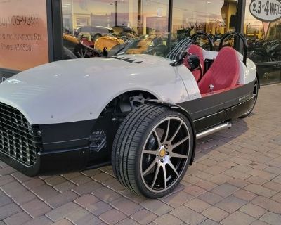 2023 Vanderhall Venice GTS