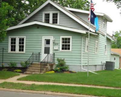 4 Bedroom 2BA 2418 ft Single Family Home For Sale in HIBBING, MN