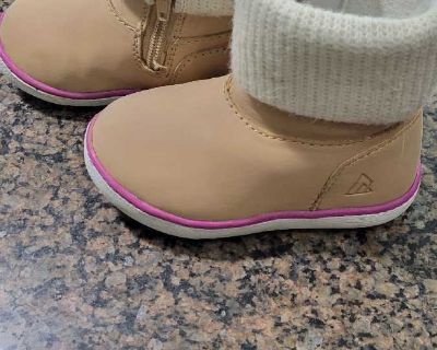 Like new - Ripzone Toddler girls size 5 boots