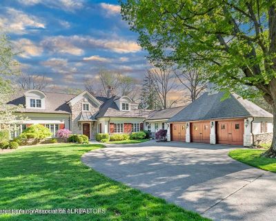5 Bedroom 4BA 5790 ft Single Family House For Sale in Lansing, MI