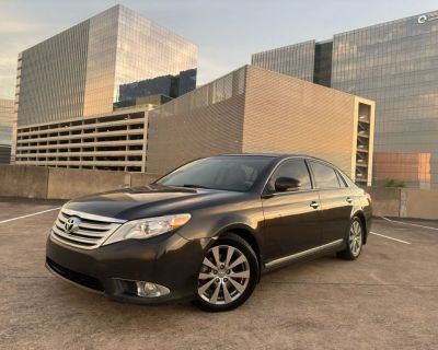 2011 Toyota Avalon Sedan 4D
