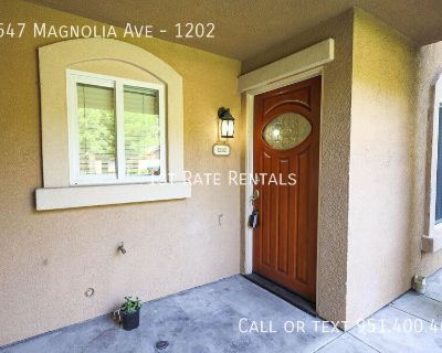 2 Bedroom 2BA 1178 ft Pet-Friendly Single-family home For Rent in Riverside, CA