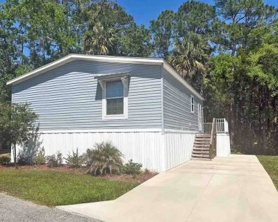 2 Bedroom 2BA 1008 ft Mobile Home For Rent in Homosassa, FL