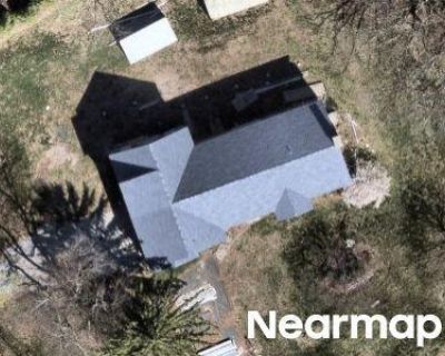 4 Bed 3 Bath Preforeclosure Property in Orange, CT 06477 - Pine Tree Dr