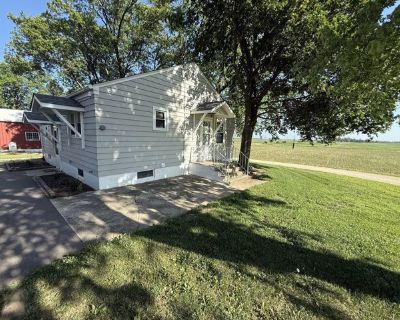 N Schrader Rd, Maple Park, Home For Rent