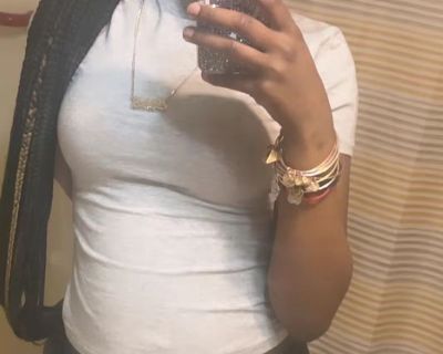 Hello im a college student with 2 jobs im very quite and nice im 18 and i love to stay by myself times i usually wake up 7-9am and im Usually sleep by 9-11pm.