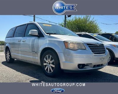 2008 Chrysler Town And Country Touring 4DR Mini-Van