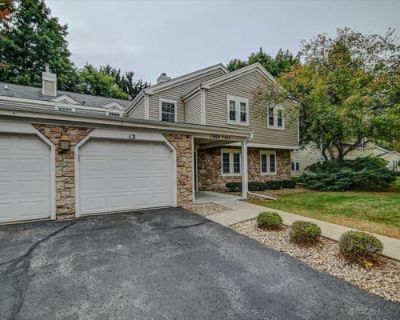 2 Bedroom 2BA 1236 ft Condominium For Sale in MADISON, WI