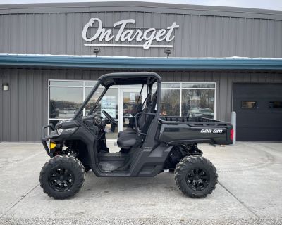 2025 Can-Am Defender XT HD10