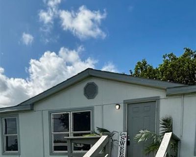 3 Bedroom 2BA 1344 ft Single Family Detached House For Rent in Oyster Creek, TX