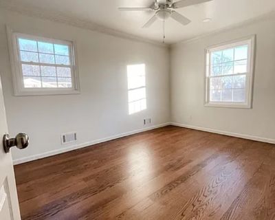 Pet friendly $950 per month room to rent in Port Monmouth