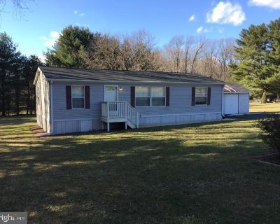 3 Bedroom 2BA 1056 ft Apartment For Rent in Street, MD