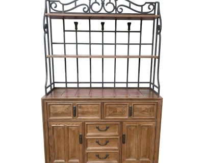 Stanley Furniture Hutch With Shelving