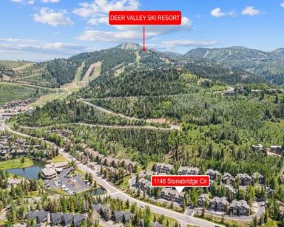 3 Bedroom 4BA 2653 ft Townhouse For Sale in PARK CITY, UT