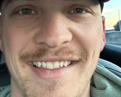 Colin, 29 years, Male - Budget $1,300 per month Accommodation for For myself