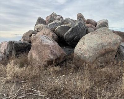Rock for sale in Steele area