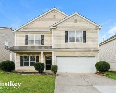 3 Bedroom 2.5BA 2094 ft Pet-Friendly Apartment For Rent in Union County, NC