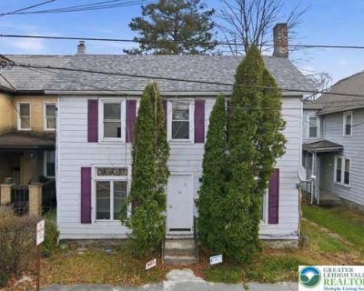 3 Bedroom 2BA 2896 ft Single Family Home For Sale in EAST STROUDSBURG, PA