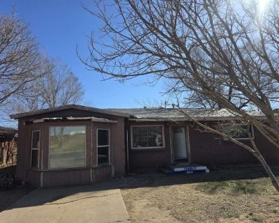 2 Bedroom 1BA 1434 ft Single Family House For Sale in Plainview, TX
