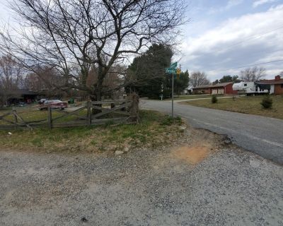 3825 Grayson Drive . DO NOT MISS OUT! Lots are going fast. This is for LOT RENT ONLY. Bedroom and bathroom sizes shown above reflect the size trailer that is acceptable. Owner of property is not responsible for trailer home. Owner of trailer home is responsible for all expenses involved in moving, hooking up and maintaining trailer. $350.00 security deposit is required. Lease is Month to Month....