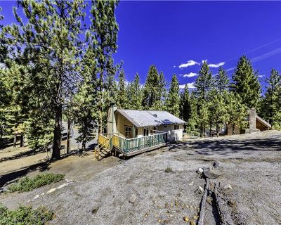 2 Bedroom 2BA 1120 ft Single Family House For Sale in South Lake Tahoe, California