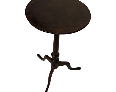 Antique Early 18th Century English Queen Anne Side Table