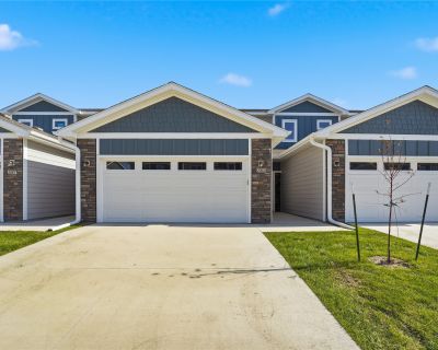 2 Bedroom 1BA 1430 ft Condo For Sale in Waukee, IA