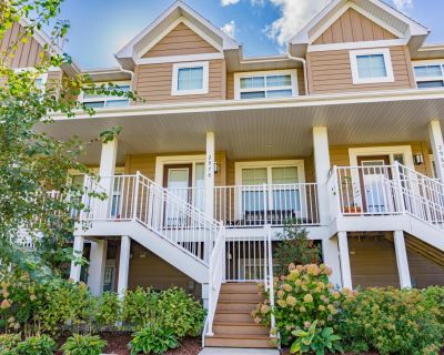 2978 Clover Ridge Drive. Property for Rent in Chaska, MN for $2,300 with 3 bedrooms and 2 full baths, 1 half bath. This 1,561 square foot property was built in 2017 on a lot size of 0.2.. Pets - Breed Restriction. Beautiful Luxury Townhome Living in the Heart of the Jonathan Community of Chaska. The Homes are Built in 2017 with Modern Layouts That Offer Open Spaces with 3 Bedrooms and 3 Bathroo...