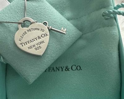 Return to Tiffany Heart Tag