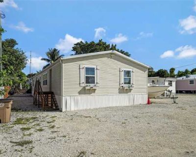 945 Plantation Rd. image_url. In unit laundry Patio / balcony Hardwood floors Parking Stainless steel Bbq/grill Unit Amenities furnished hardwood floors in unit laundry patio / balcony stainless steel Property Amenities parking bbq/grill. 4 Bedroom. 3 Bathroom. 1944 ft . Furnished