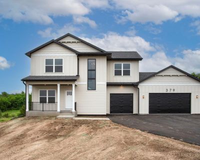 4 Bedroom 2BA 2325 ft Single Family House For Sale in Roberts, WI