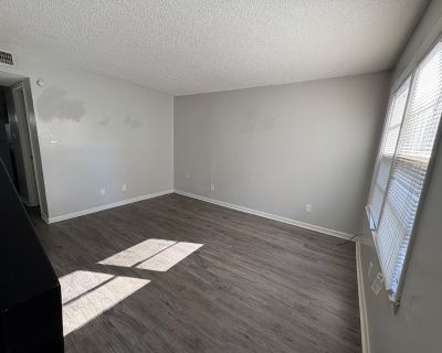 2 Bedroom 1BA Pet-Friendly Apartment For Rent in Warner Robins, GA