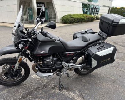 2021 Moto Guzzi V85 TT Travel E5