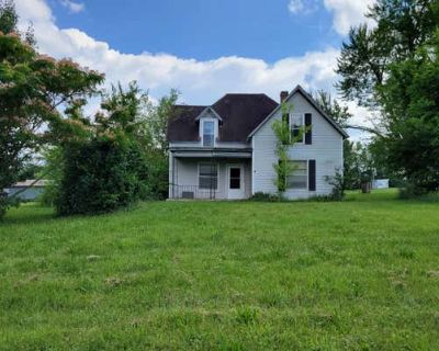 5 Bedroom 2BA 2041 ft Single Family Home For Sale in NEW BLOOMFIELD, MO